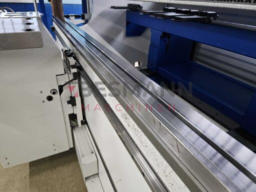Trumpf TruBend 5130 Abkantpresse (2007) – Bild 6